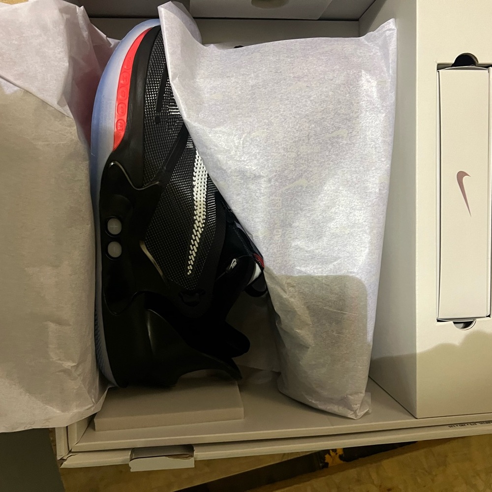 Nike Adapt BB 2.0 - Picture 2 of 6